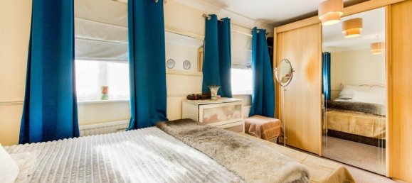 1 bedroom Apartment in Enfield, United Kingdom No. 2190 8