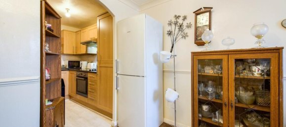 1 bedroom Apartment in Enfield, United Kingdom No. 2190 5