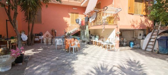 Casa de 6 dormitorios en Poggiomarino, Italy No. 328987 32