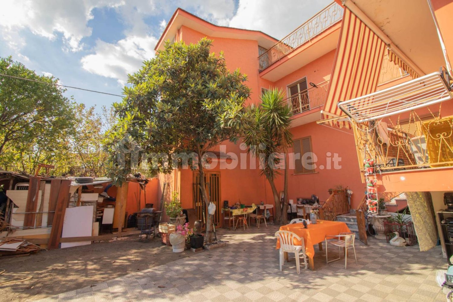 Casa de 6 dormitorios en Poggiomarino, Italy No. 328987