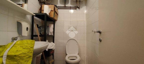 84m² Commercial property in Trento, Italy No. 303146 15