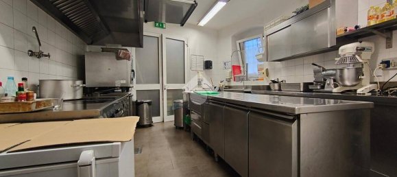 84m² Commercial property in Trento, Italy No. 303146 14