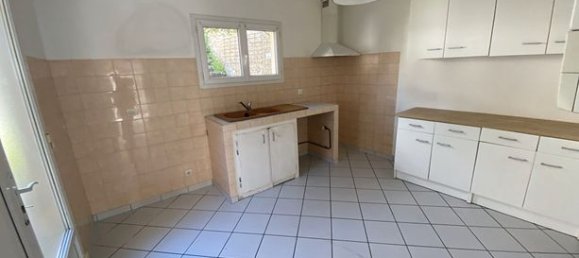 4 bedrooms House in Eure, France No. 301606 2