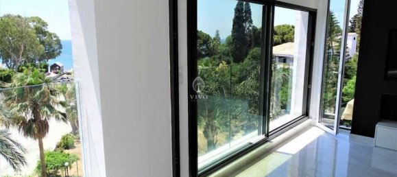 3 bedrooms Apartment in Germasogeia, Cyprus No. 19202 2