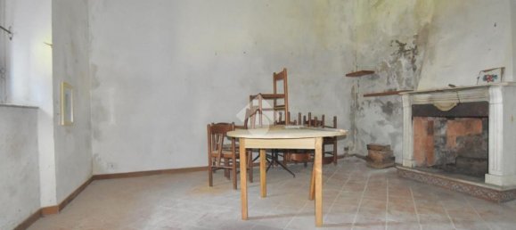 14 rooms Apartment in Collesalvetti, Italy No. 104994 13