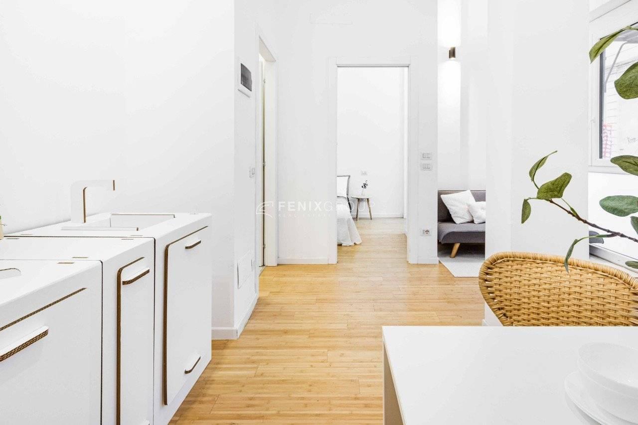 2 rooms Apartment in Milan, Italy No. 242492
