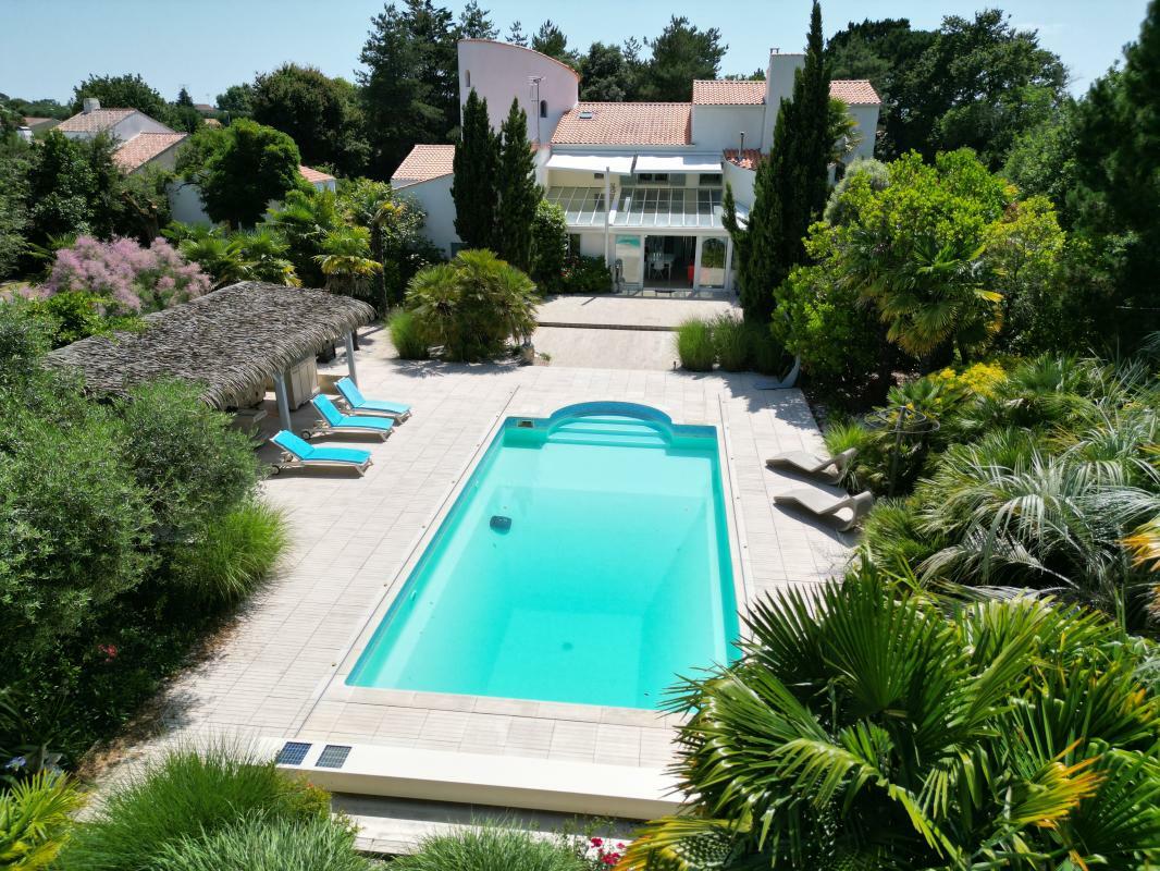 4 bedrooms House in Vendee, France No. 359243