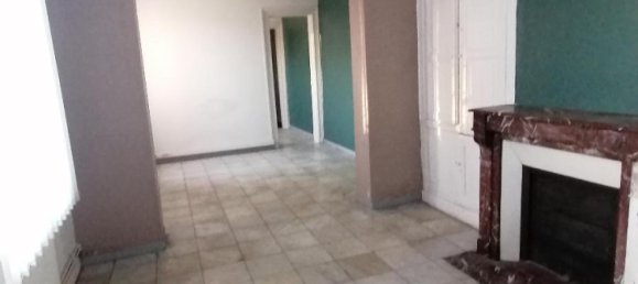 Дом с 10 комнатами в Сен-Кантен, Франция № 81652 3