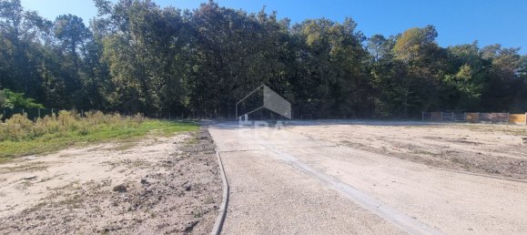 428m² Land in Avensan, France No. 81711 5