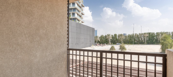 4 bedrooms Villa in Dubai, UAE No. 44848 4