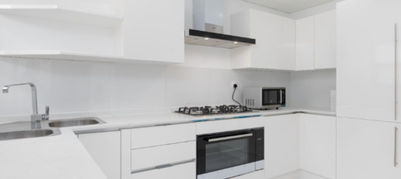 4 bedrooms Villa in Dubai, UAE No. 44848 6