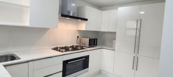 4 bedrooms Villa in Dubai, UAE No. 44848 9