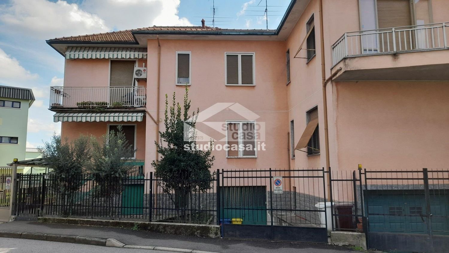 3 غرف نوم شقة في Rho, Italy رقم 357895