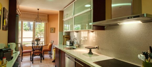 Apartamento de 2 dormitorios en Marbella, Spain No. 147688 18