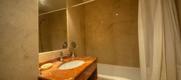 Apartamento de 2 dormitorios en Marbella, Spain No. 147688 14