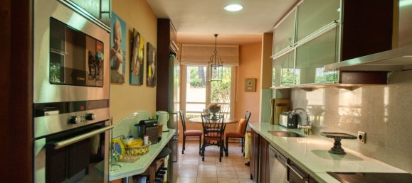 Apartamento de 2 dormitorios en Marbella, Spain No. 147688 10