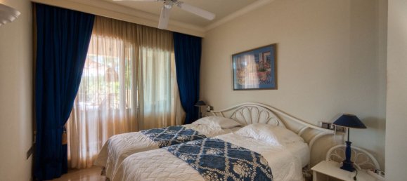 Apartamento de 2 dormitorios en Marbella, Spain No. 147688 2