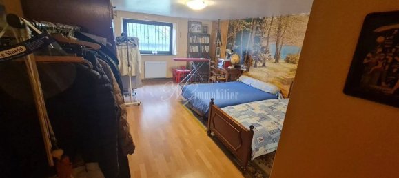 5 bedrooms House in Terville, France No. 90590 29