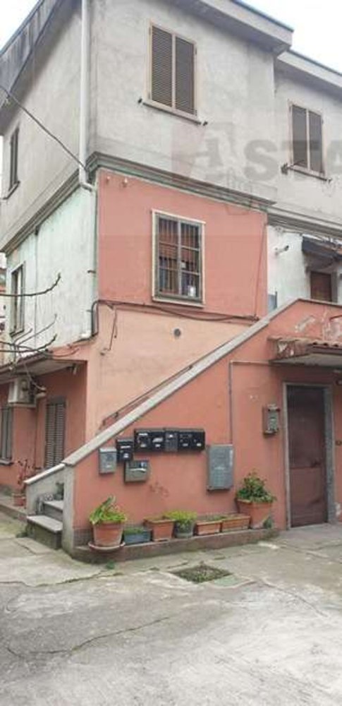 3 bedrooms Apartment in Cologno Monzese, Italy No. 370060