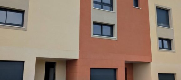 3 bedrooms House in Pont-l'Eveque, France No. 356561 2