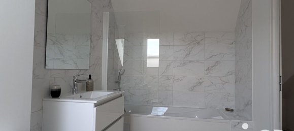 3 bedrooms House in Pont-l'Eveque, France No. 356561 7