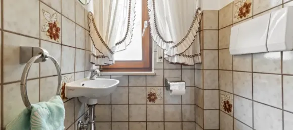 4-salle Maison de ville à Enzkreis, Germany No. 24121 22