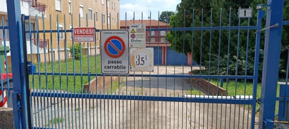 Гараж 15м² в Ванцаго, Италия № 277473 3