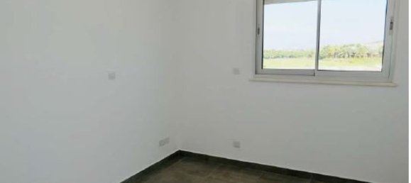 Коммерческая недвижимость с 3 спальнями в Пафос, Кипр № 9720 6