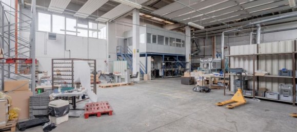 Склад 1600м² в Вольпьяно, Италия № 371470 18