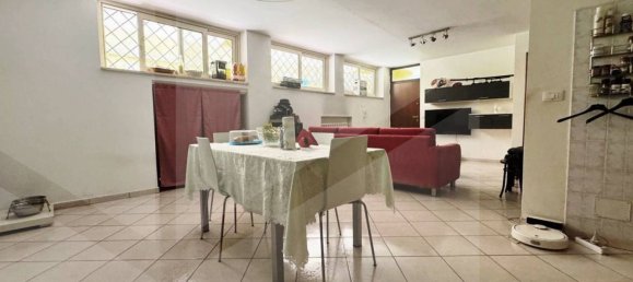 4 rooms Villa in Rome, Italy No. 28700 19