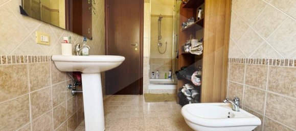 4 rooms Villa in Rome, Italy No. 28700 31