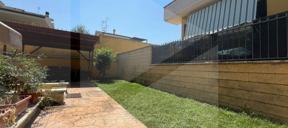 4 rooms Villa in Rome, Italy No. 28700 6