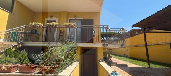 4 rooms Villa in Rome, Italy No. 28700 9
