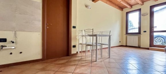 3غرفة منزل في Castelleone, Italy رقم 333737 2