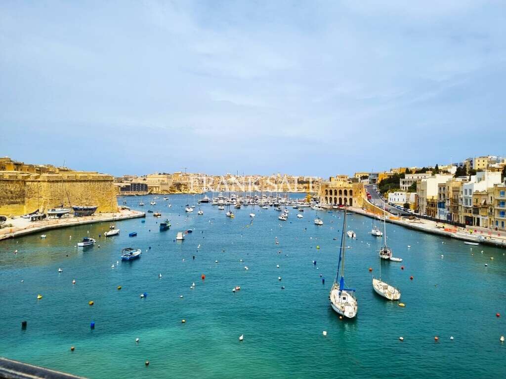 Мезонет с 2 спальнями в Калькара, Мальта № 4991