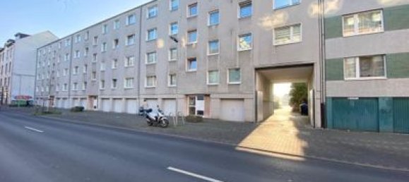 Apartamento de 4 habitaciónes en Dusseldorf, Germany No. 42790 2