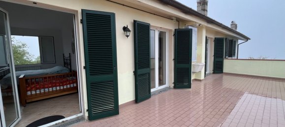 8 rooms House in Gropparello, Italy No. 71741 25