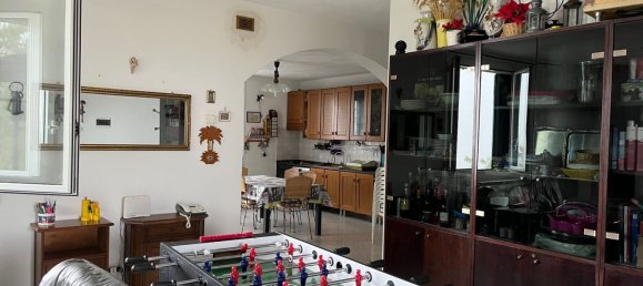 8 rooms House in Gropparello, Italy No. 71741 17