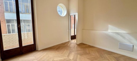 Apartamento de 2 habitaciónes en Rome, Italy No. 217860 2