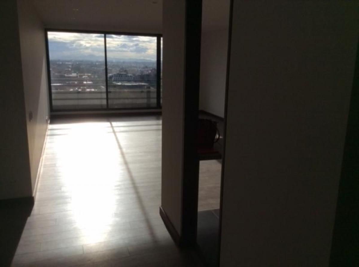 Casa de 3 dormitorios en Bogotá, Colombia No. 14019