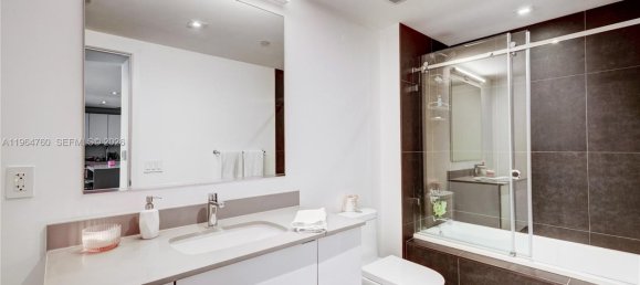 Propriedade comercial T2 em Miami, USA N.º 615576 13
