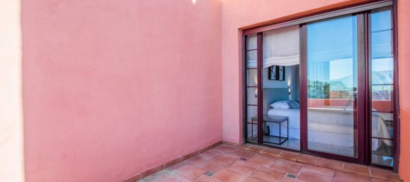 3 bedrooms Penthouse in Marbella, Spain No. 4756 21