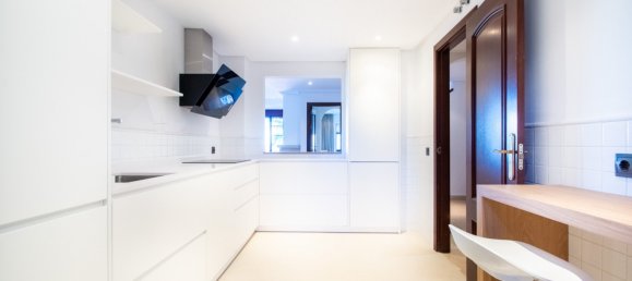 3 bedrooms Penthouse in Marbella, Spain No. 4756 7