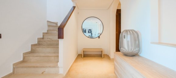 3 bedrooms Penthouse in Marbella, Spain No. 4756 14