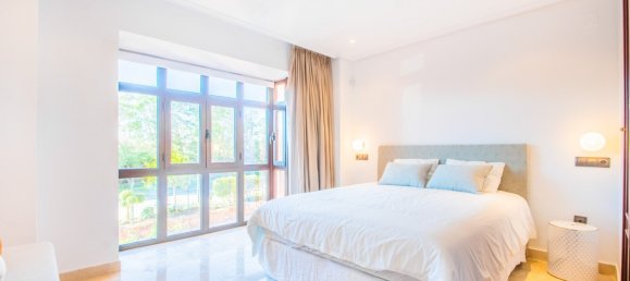 3 bedrooms Penthouse in Marbella, Spain No. 4756 10