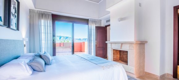 3 bedrooms Penthouse in Marbella, Spain No. 4756 17