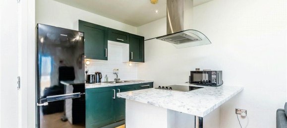 2 Schlafzimmer Wohnung in Croydon, United Kingdom, Nr. 8002 13