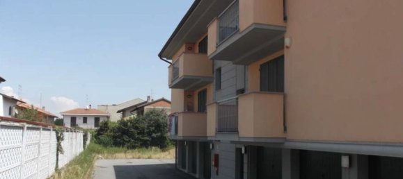 Dúplex de 3 habitaciónes en Robecchetto con Induno, Italy No. 2084 20