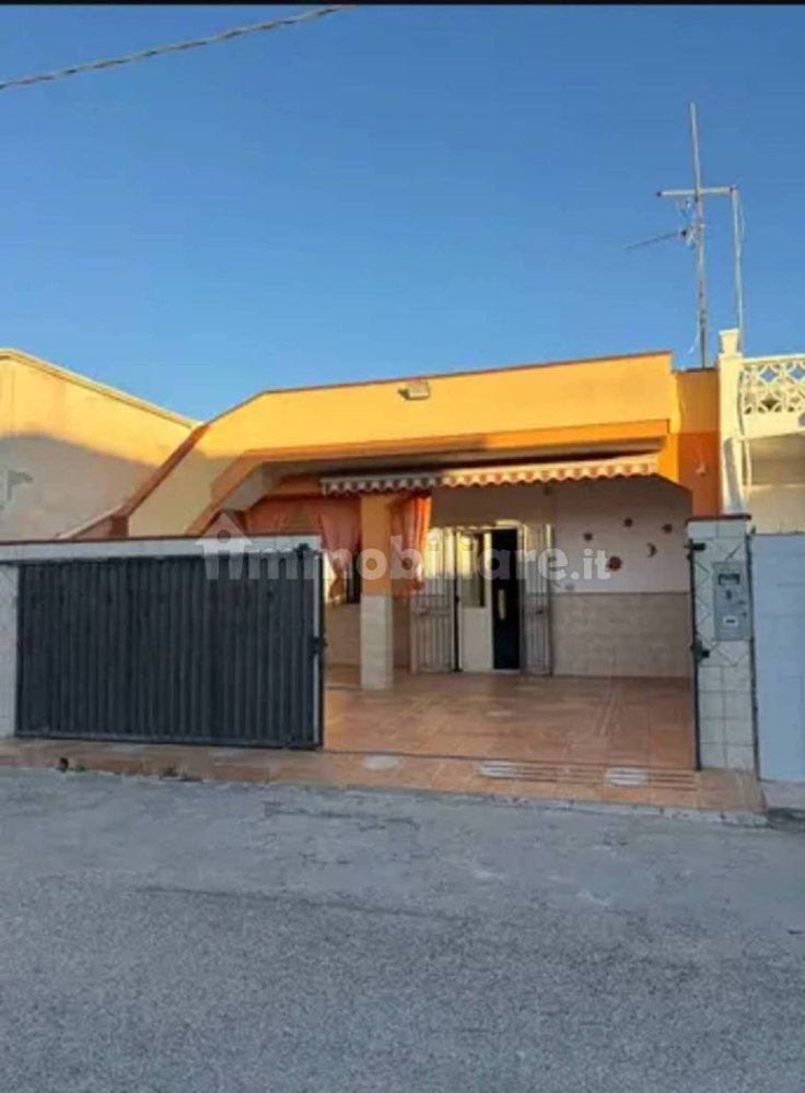 2 Schlafzimmer Haus in Torricella, Italy, Nr. 132275