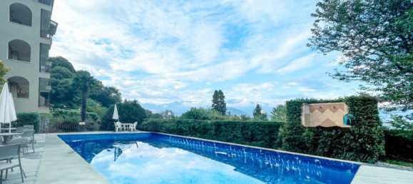 Квартира с 2 комнатами в Стреза, Италия № 111618 22